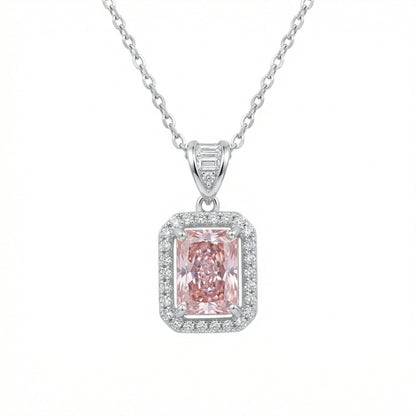 The Sakura Hanagasumi Pendant, detail of the halo setting and bail