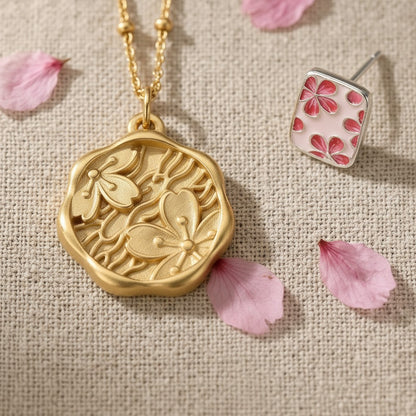 The Mono no Aware — macro detail of the Sakura Mizu Gold Pendant